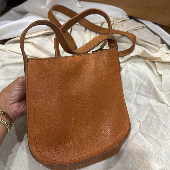 Madewell Sydney crossbody bag in burnished camel - Picture 6 of 7